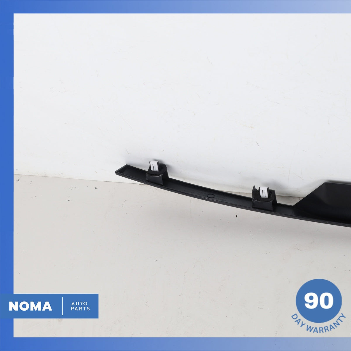 14-22 Range Rover Sport L494 Trunk Bezel License Plate Molding DK6240406DA OEM - photo 16