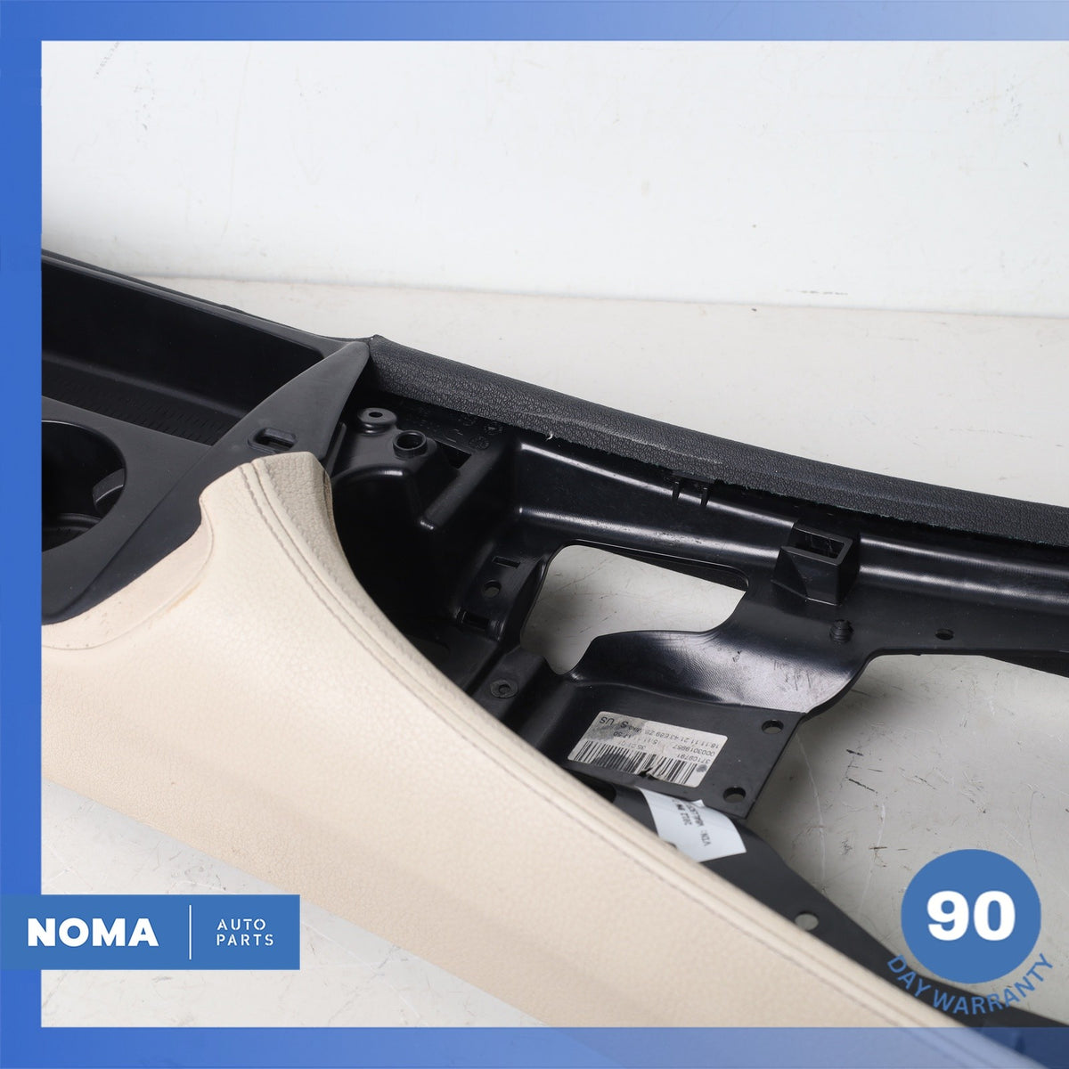 09-16 BMW E89 Z4 Center Console Trim Cover Panel w/ Armrest Beige OEM - photo 5