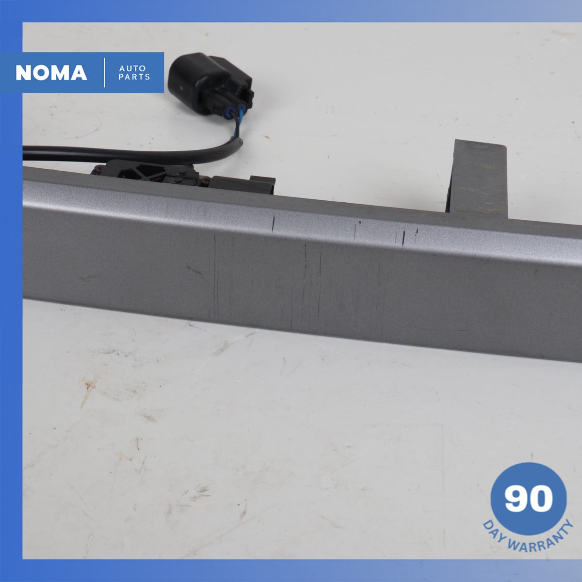 12-15 Range Rover Evoque L538 Rear Trunk Bezel License Plate Light Lamp Trim OEM - photo 7