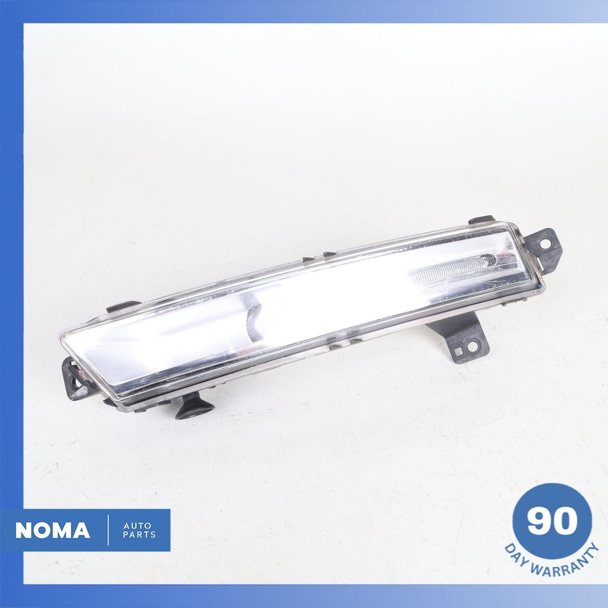 17-23 Jaguar X761 F-Pace Front Left Side Fog Light Lamp HK8315201AB OEM - photo 1