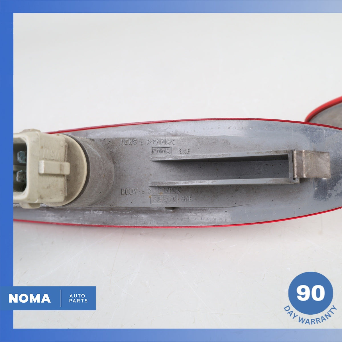 Jaguar X100 XKR XK8 Rear Right or Left Side Marker Light Lamp Red Set OEM - photo 18