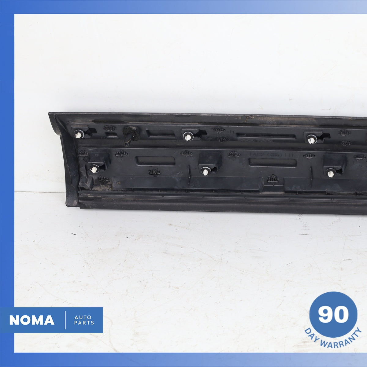 17-24 Land Rover L462 Discovery 5 Front Left Door Lower Panel Molding Black OEM - photo 8