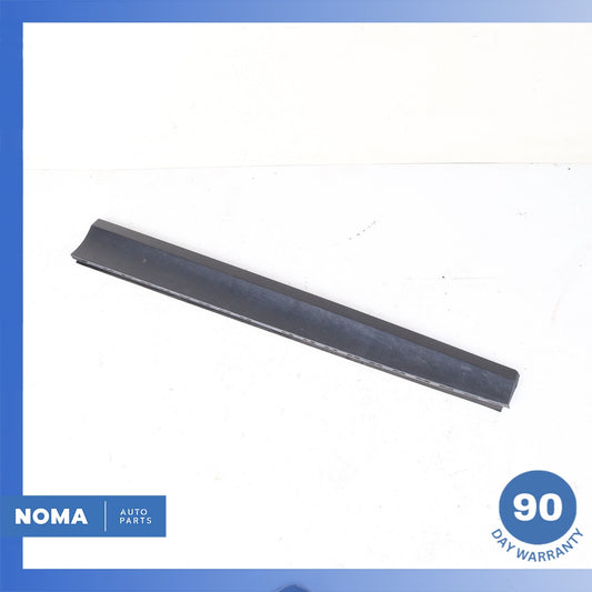 BMW F25 X3 Front Right Lower Door Molding Panel Trim 51137205780 OEM - photo 1