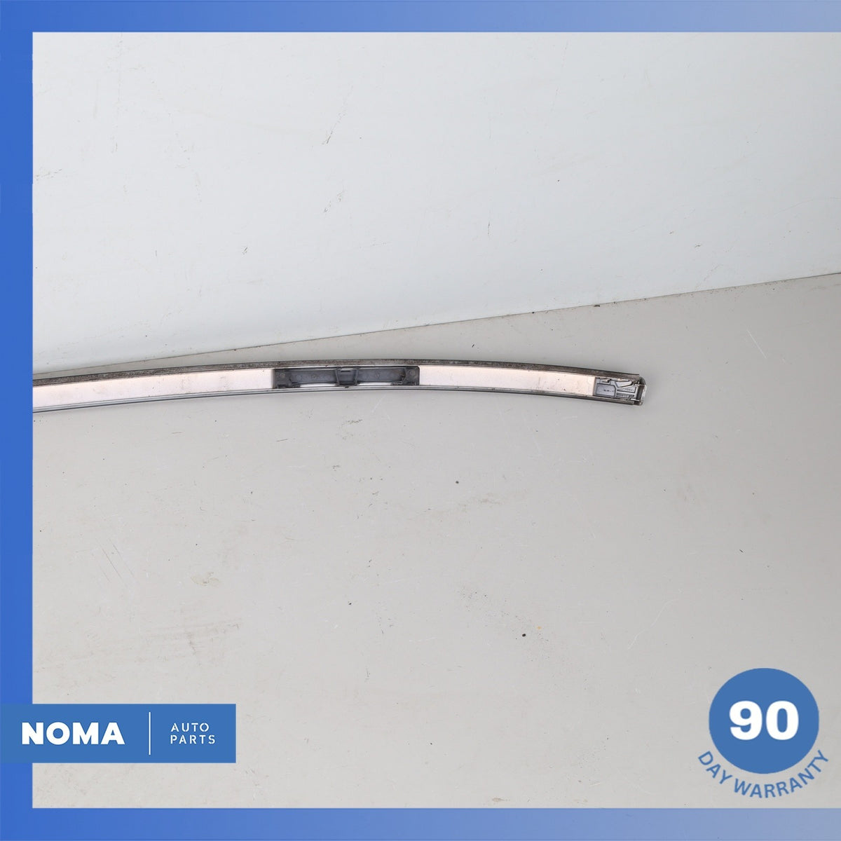 BMW F07 535i 550i GT Left Roof Drip Rail Upper Molding Trim 51137259919 OEM - photo 7