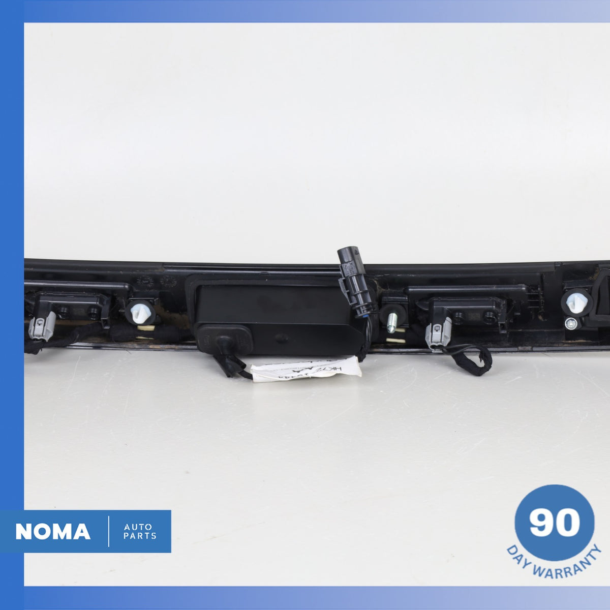 15-19 LR Discovery Sport L550 Rear Trunk Bezel License Plate Light Lamp Trim OEM - photo 14