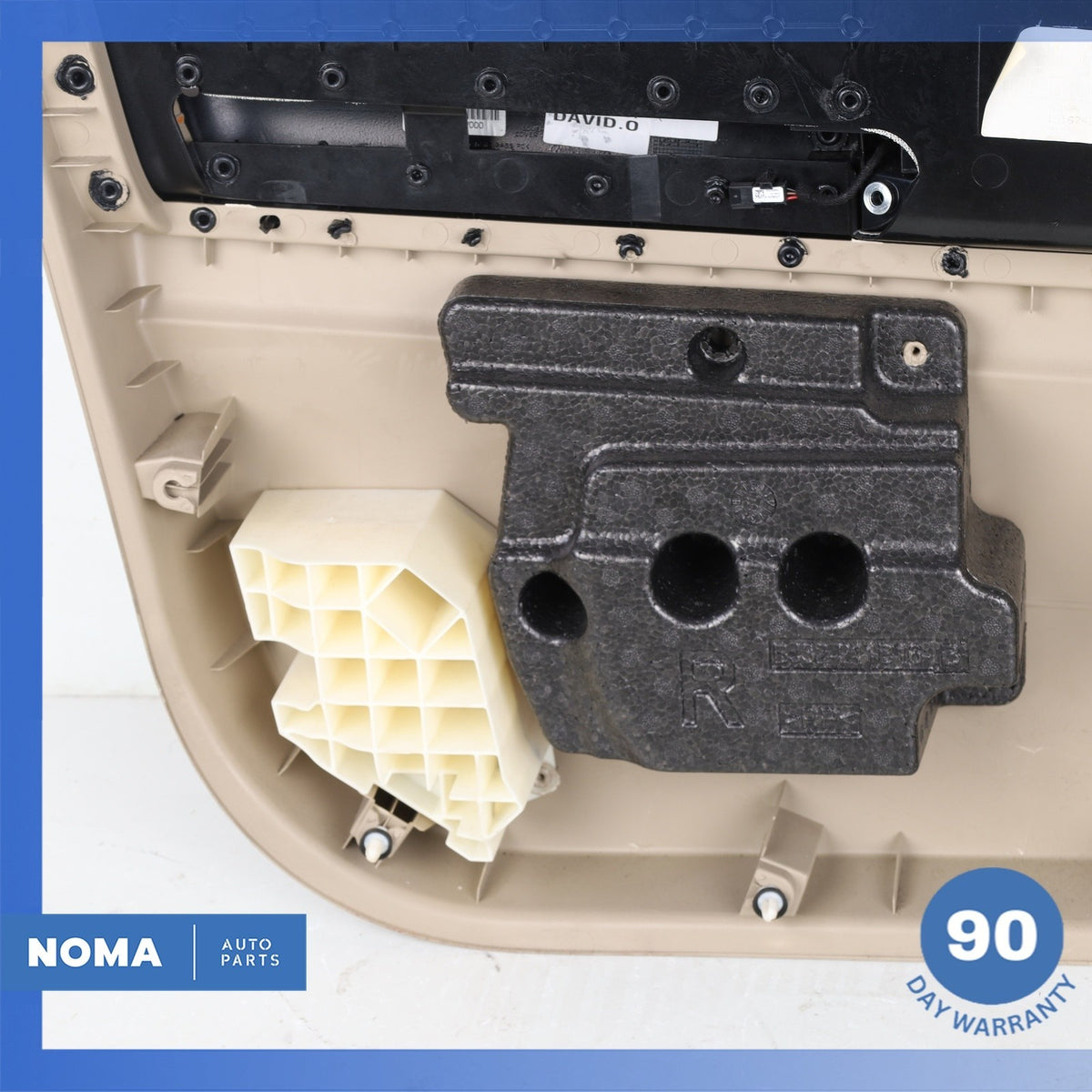 12-19 Range Rover Evoque L538 2DR Front Right Door Trim Panel Assembly Beige OEM - photo 16