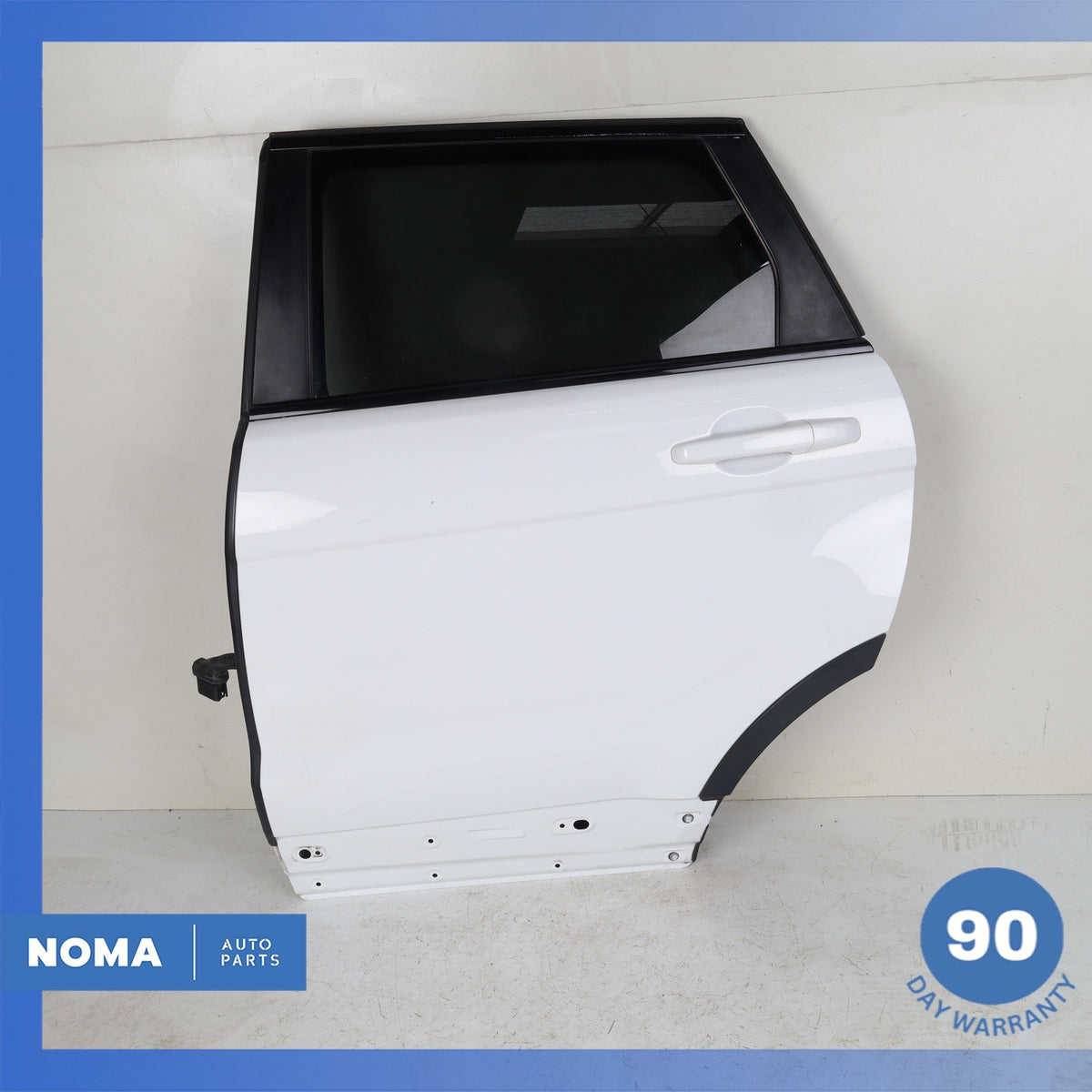 12-19 LR Range Rover Evoque L538 4DR Rear Left Side Door Panel Shell White OEM - photo 1