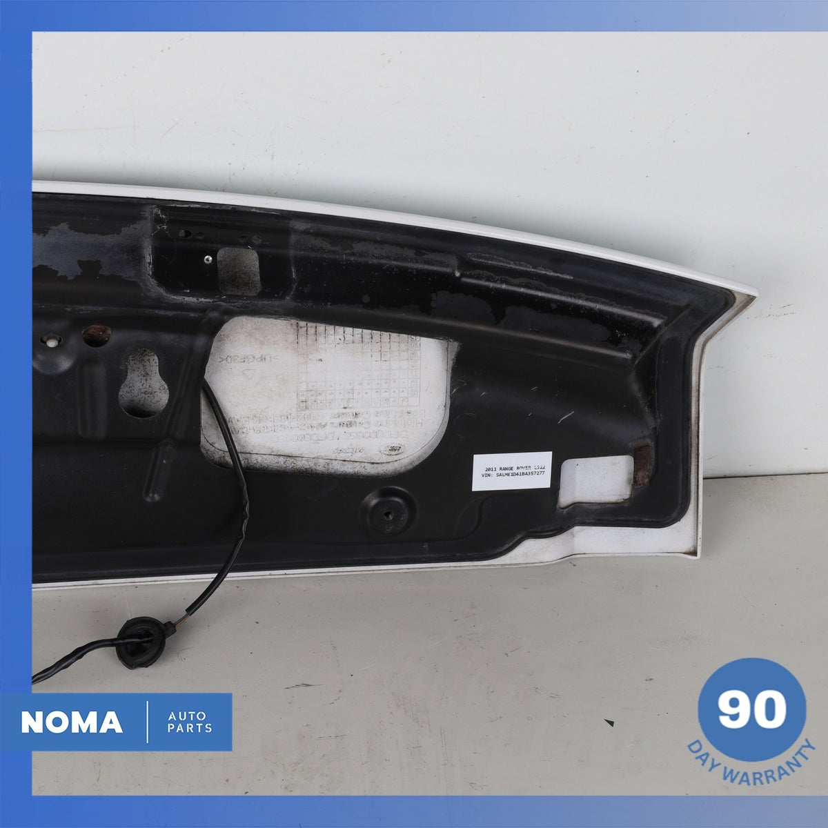 10-12 LR Range Rover L322 Rear Trunk Spoiler Wing w/ Brake Light White OEM - photo 8
