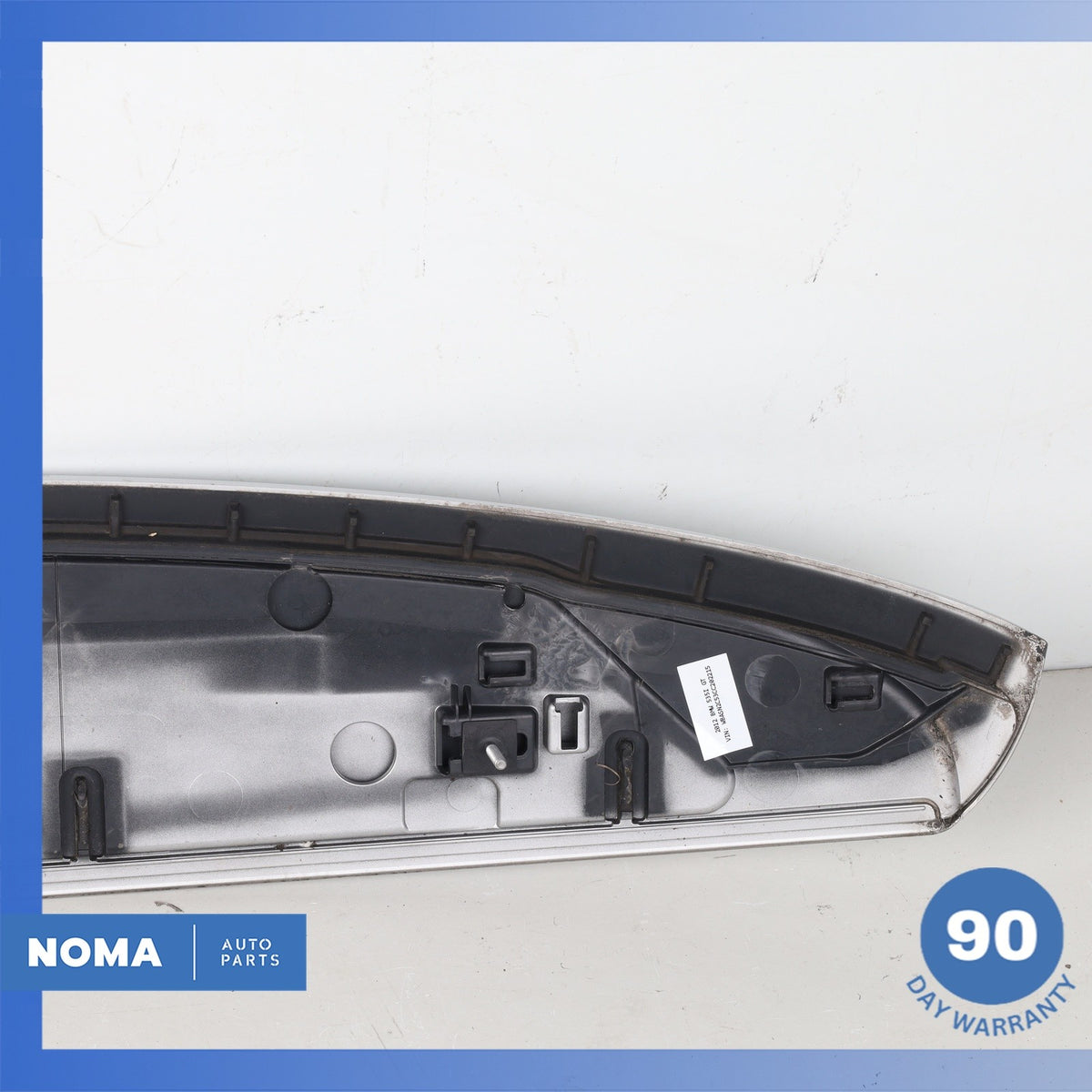 BMW F07 535i 550i GT Trunk Boot Upper Spoiler Cover Panel Silver OEM - photo 8
