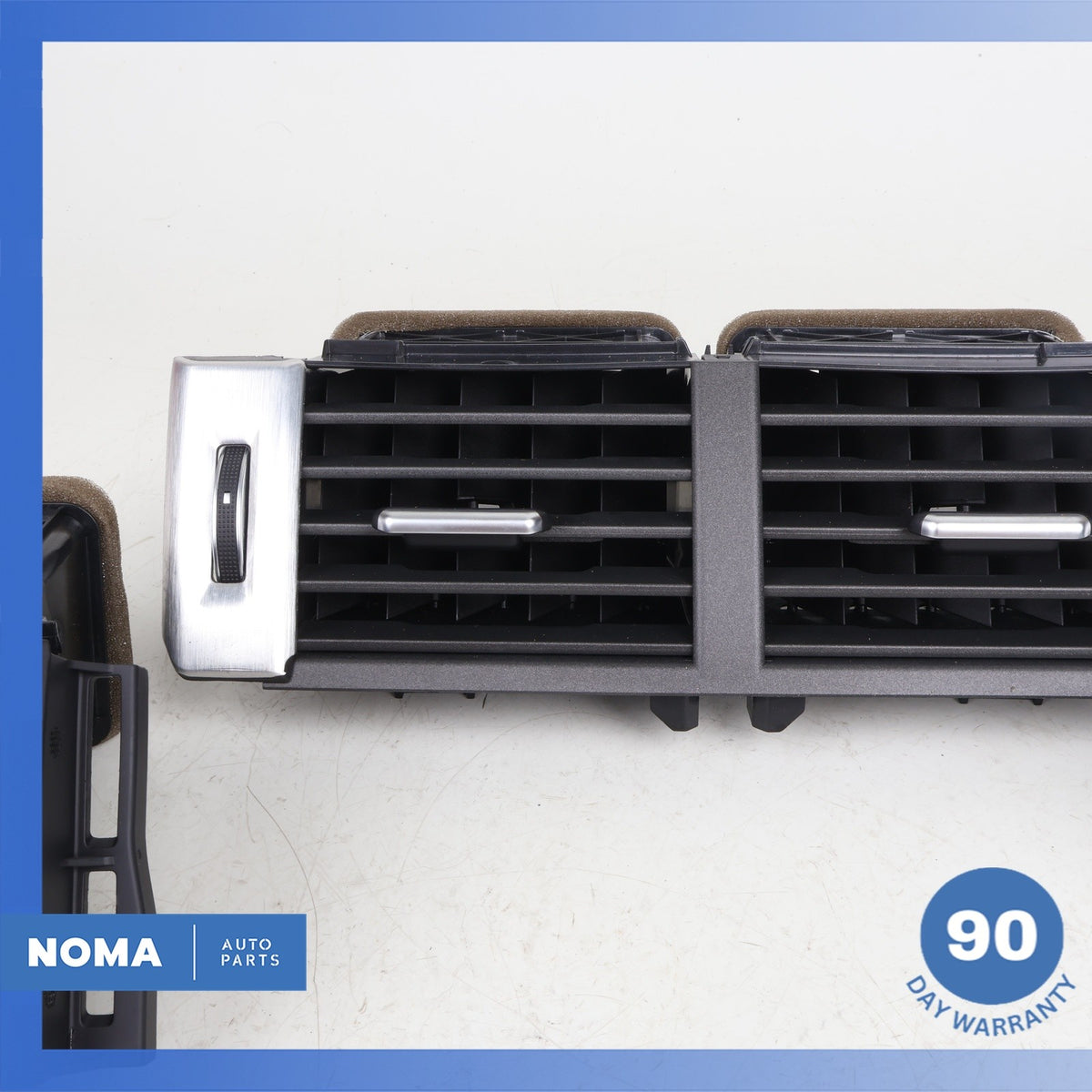 12-19 LR Range Rover Evoque L538 Dash Dashboard AC A/C Air Vent Set OEM - photo 3