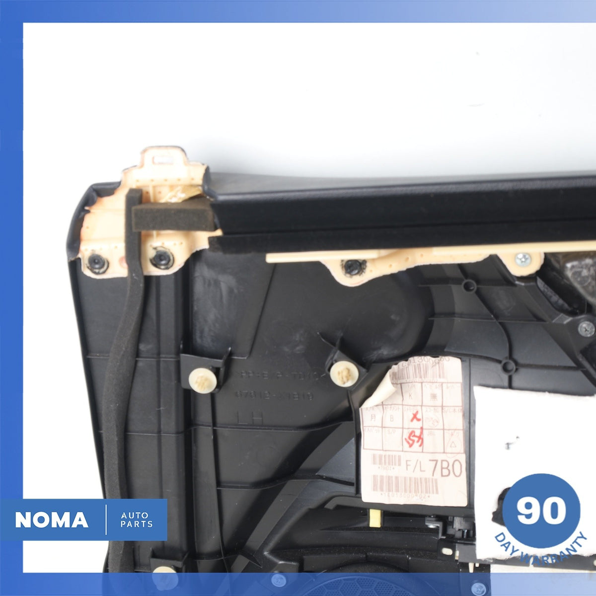 14-17 Lexus ZWA10 CT200h Front Left Driver Side Interior Door Panel Trim OEM - photo 20