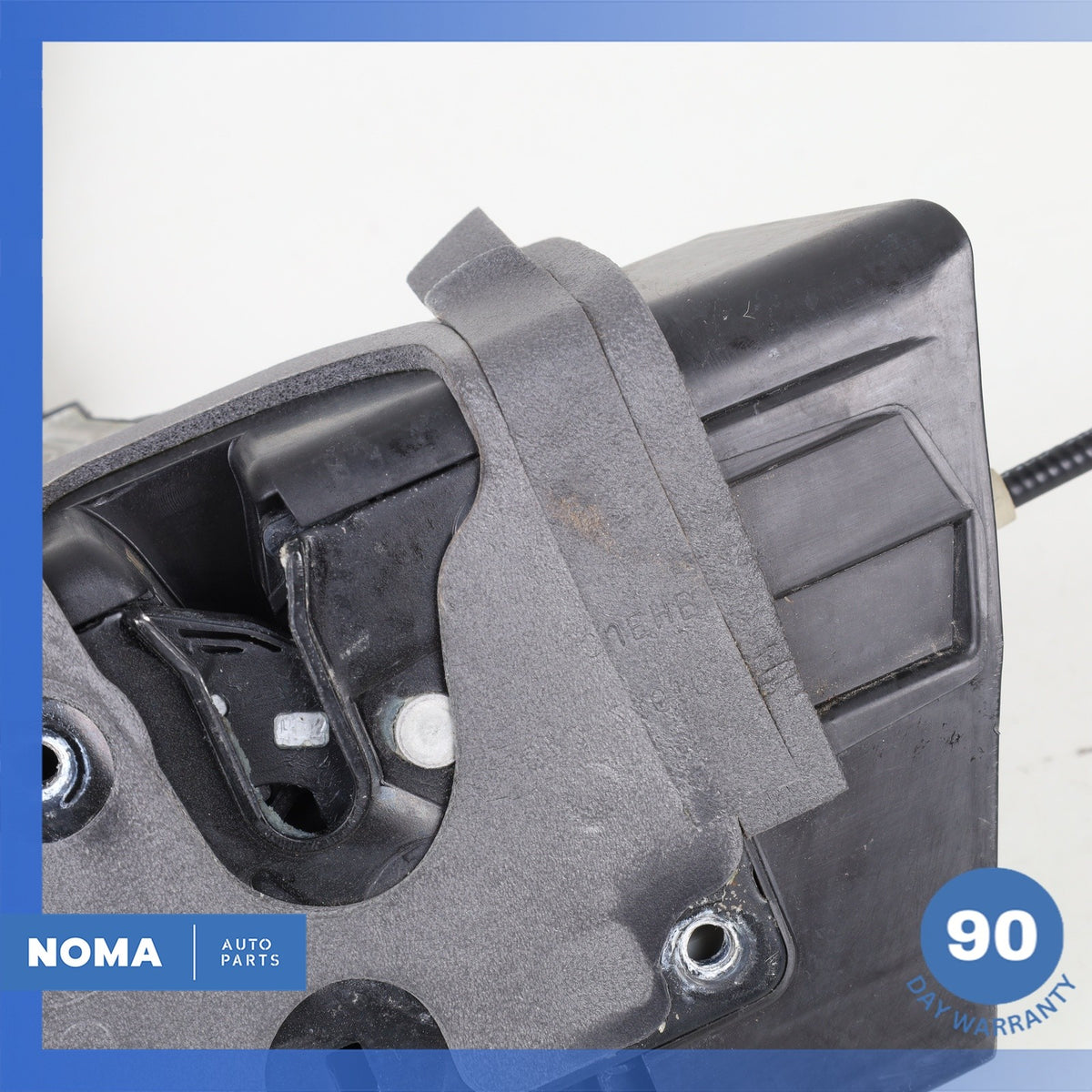 Range Rover L560 Velar Rear Right Side Door Lock Latch Actuator OEM 92k - photo 7
