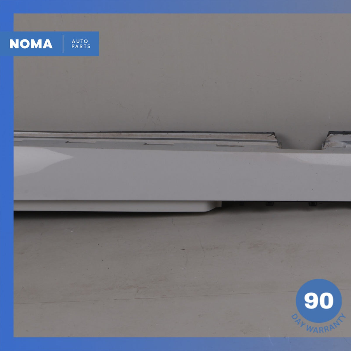 09-16 BMW E89 Z4 Base Left Driver Side Rocker Panel Side Skirt White OEM - photo 3