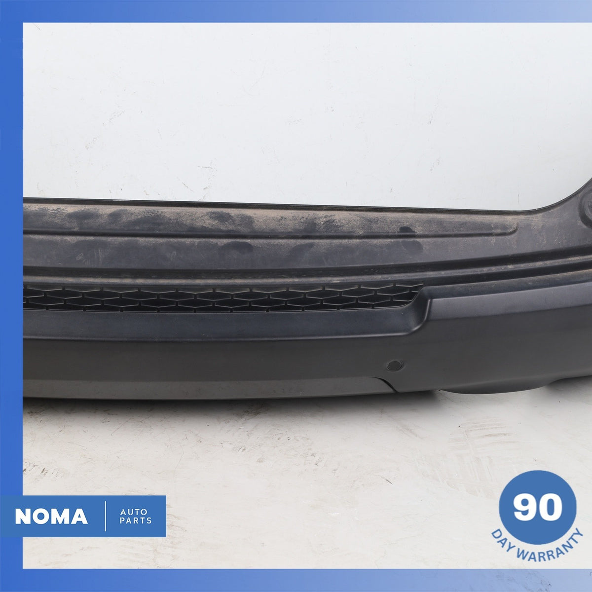 14-17 LR Range Rover Sport L494 HSE Rear Bumper Cover Panel Assembly White OEM - photo 5