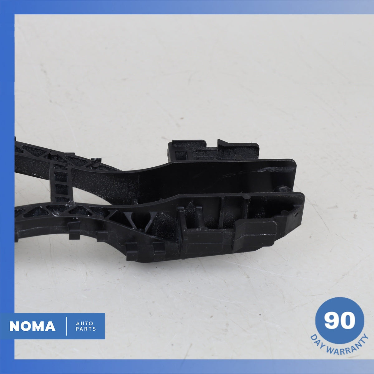 12-19 Range Rover Evoque L538 Rear Left Door Lock Latch Actuator w/ Bracket OEM - photo 10
