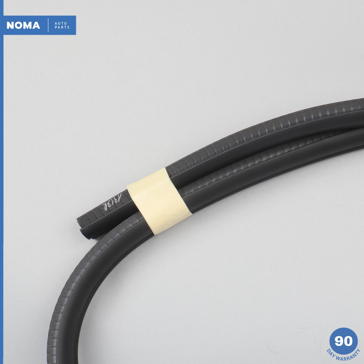 09-16 BMW Z4 E89 Roadster Front Right Passenger Side Body Seal Weatherstrip OEM - photo 2