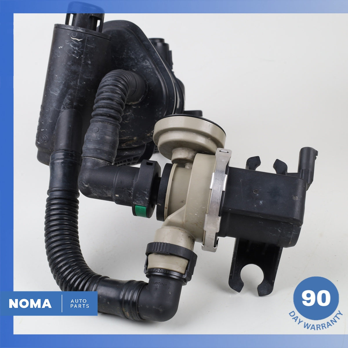 BMW i3 I01 Hybrid Fuel Evap Vapor Charcoal Canister 7303943 OEM - photo 12