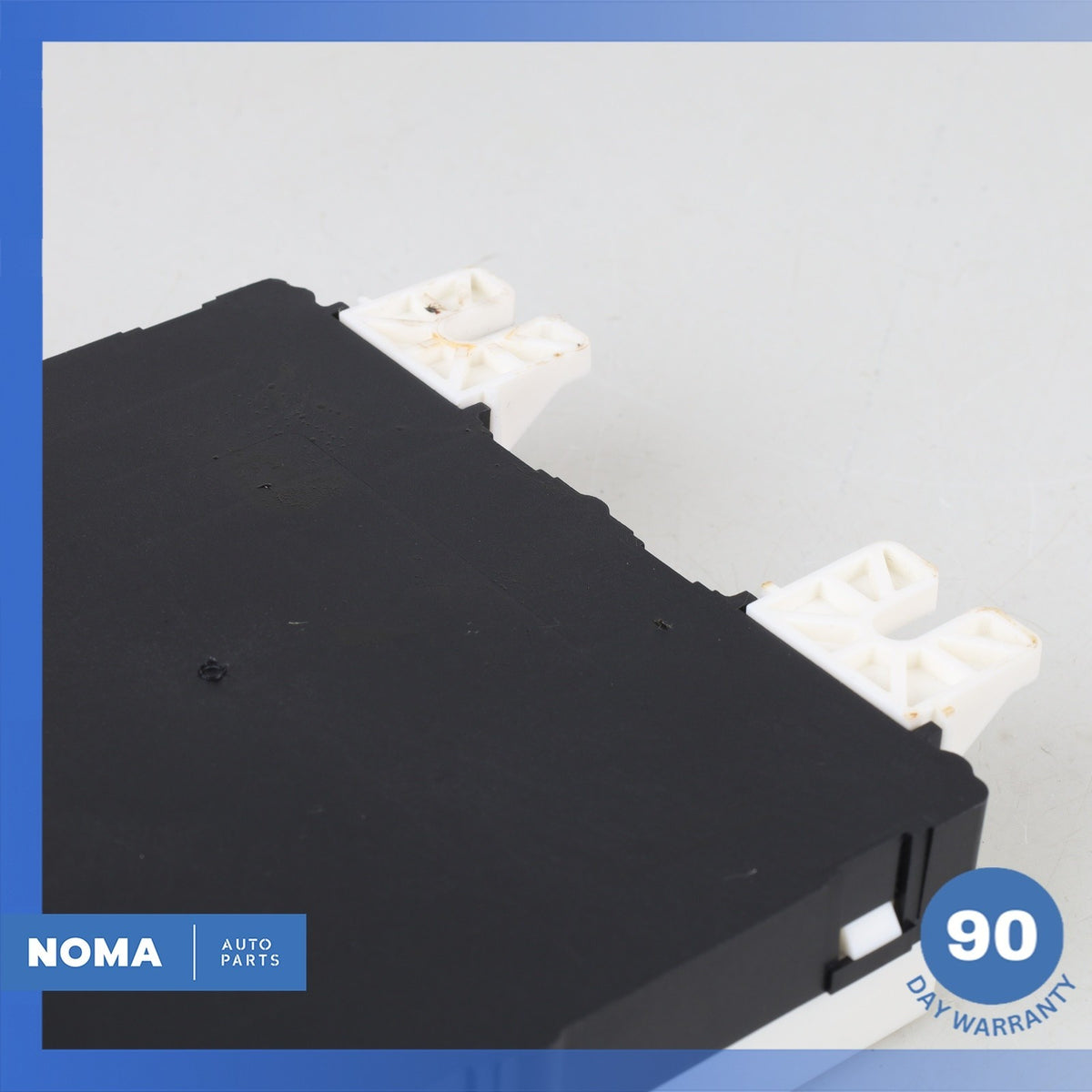 Dodge LD Charger Body Control Module BCM BCU 68525720AA OEM 74k - photo 13