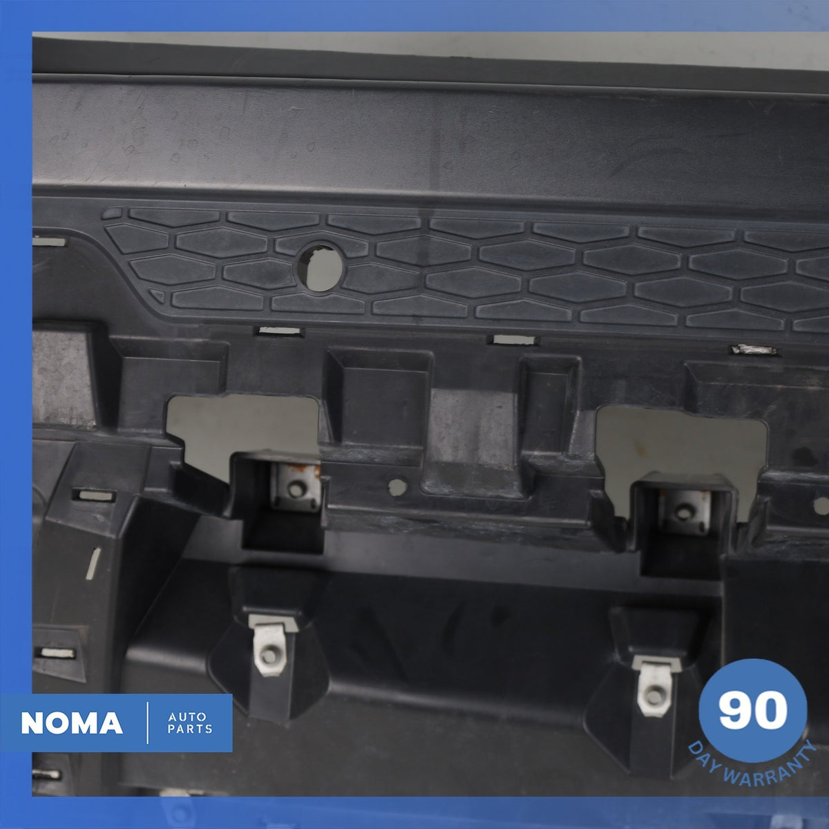 12-15 LR Range Rover Evoque L538 Rear Bumper Cover Panel Lower Valance OEM - photo 7