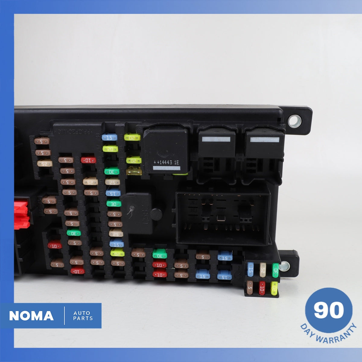 12-15 LR Range Rover Evoque L538 Body Control Module Fuse Relay Box OEM - photo 9