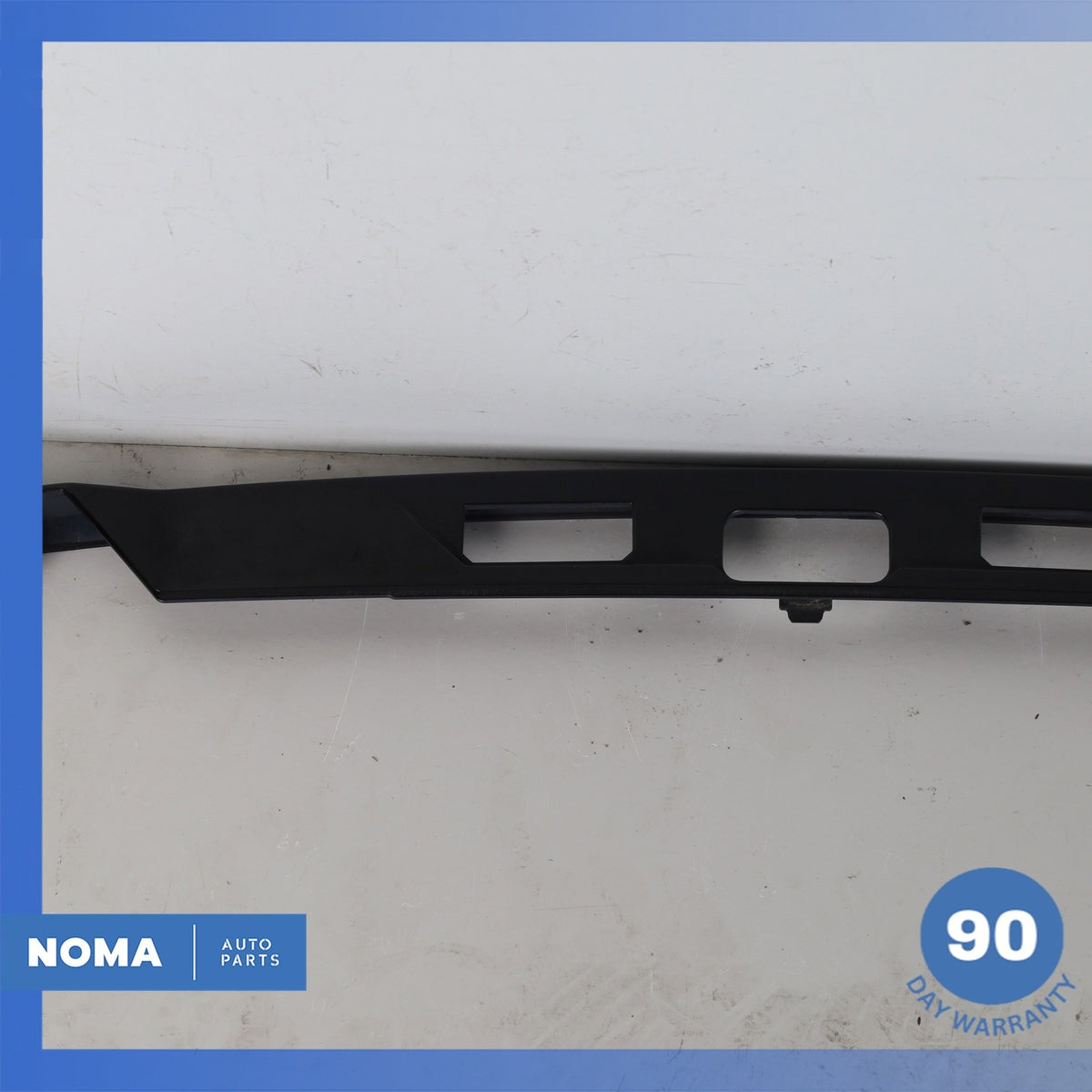 14-22 Range Rover Sport L494 Trunk Bezel License Plate Molding DK6240406DA OEM - photo 10