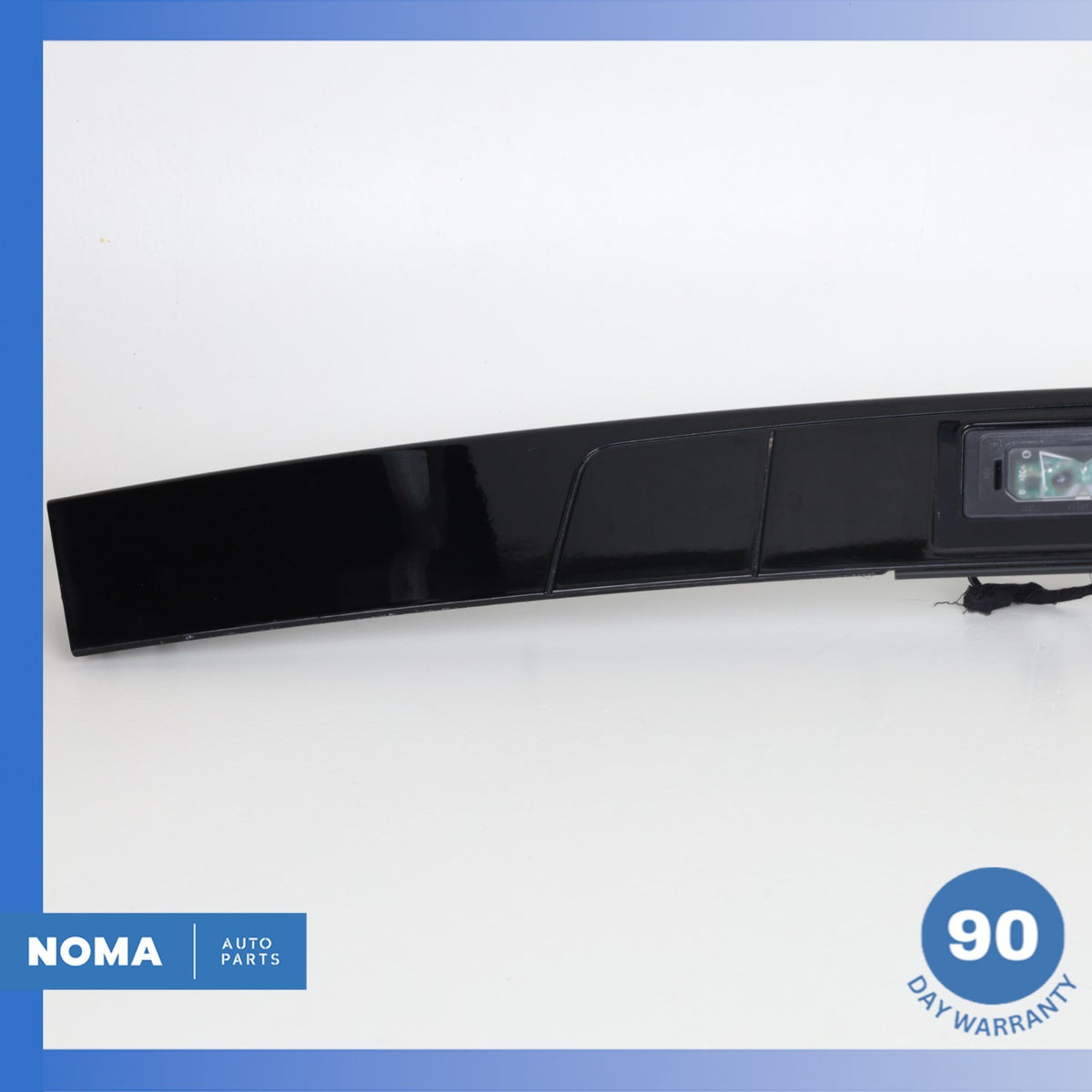 15-19 LR Discovery Sport L550 Rear Trunk Bezel License Plate Light Lamp Trim OEM - photo 5