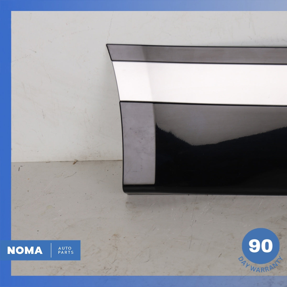 18-23 Range Rover L560 Velar Rear Right Side Door Lower Cover Molding OEM - photo 4