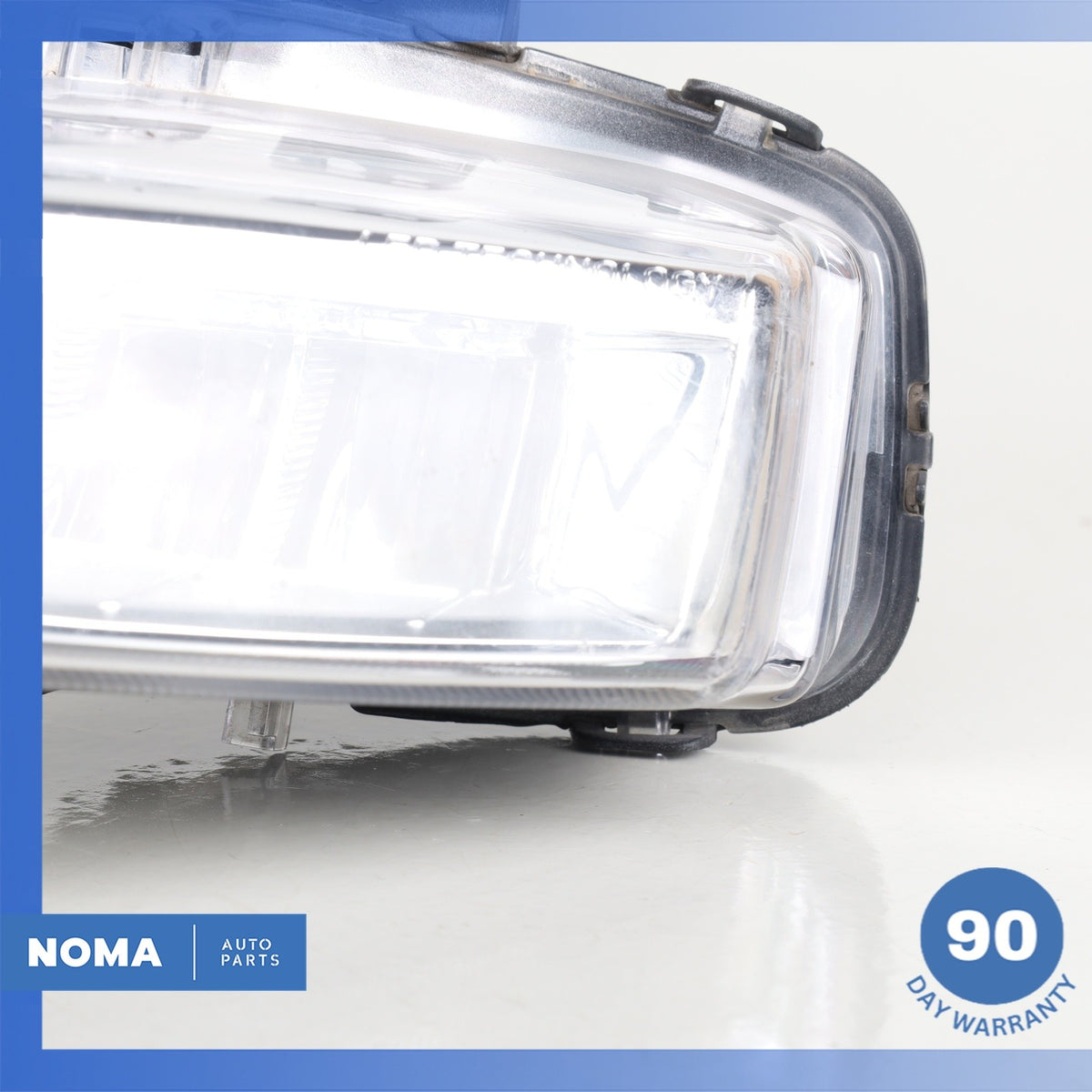 15-19 Land Rover Discovery Sport L550 Front Left Driver Fog Light LED OEM - photo 3